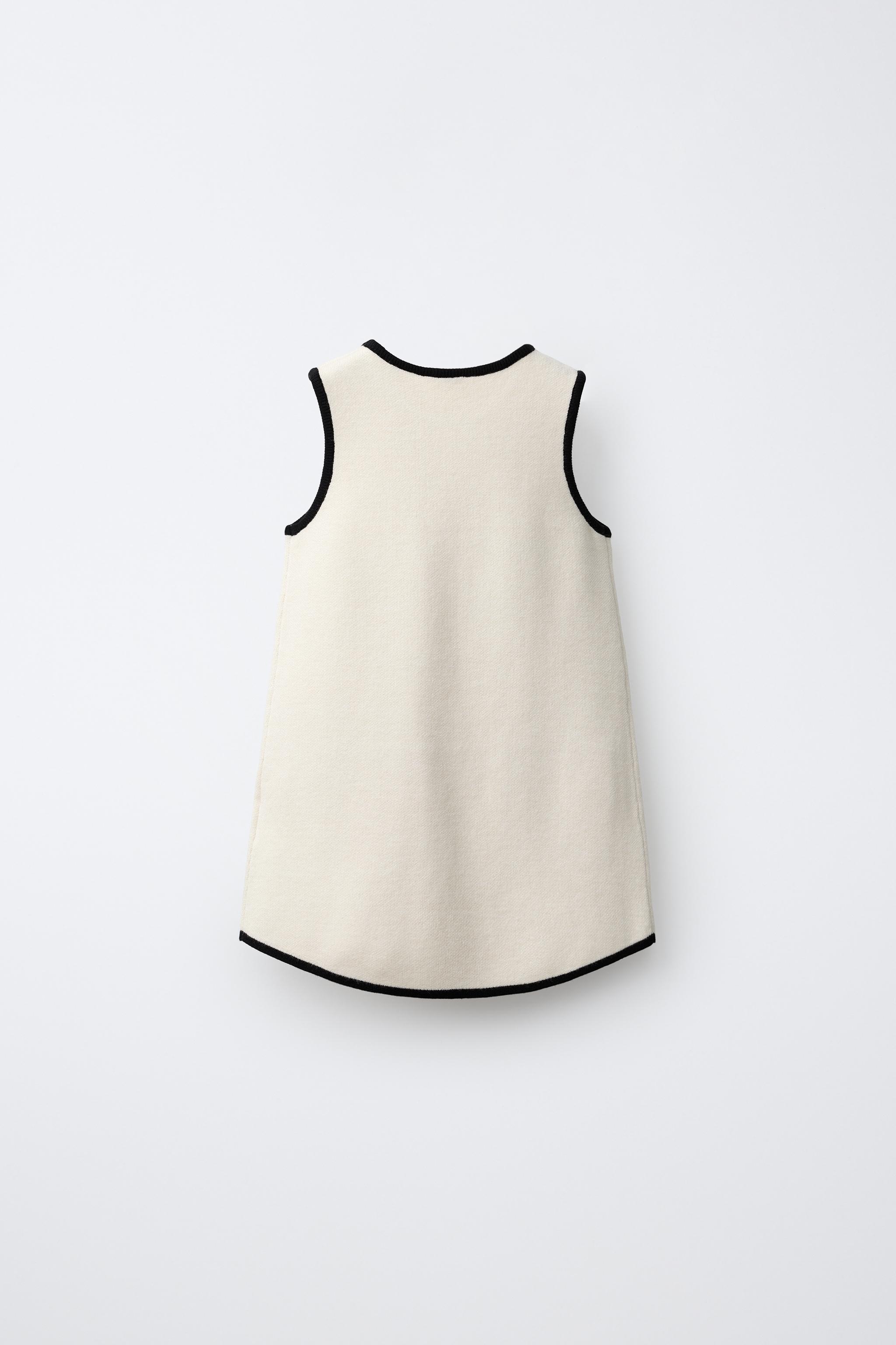ROBE EN MAILLE À CONTRASTE ET NŒUDS